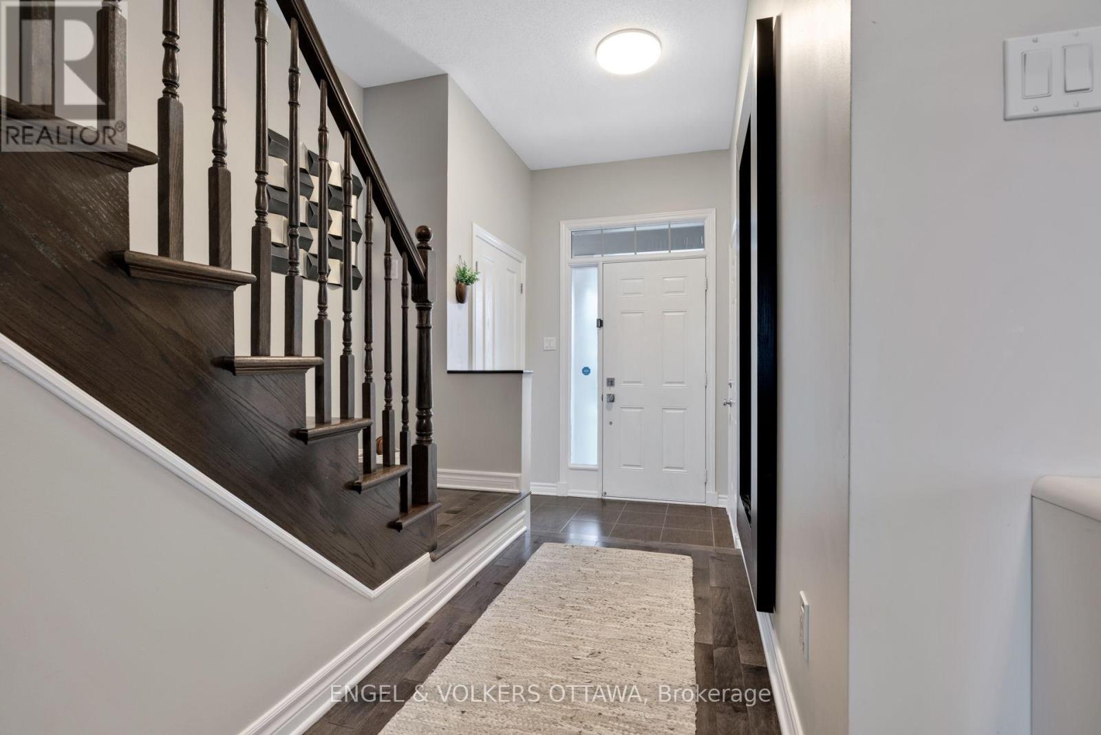 425 Cooks Mill Crescent, Ottawa, Ontario  K1V 2M9 - Photo 5 - X13160624