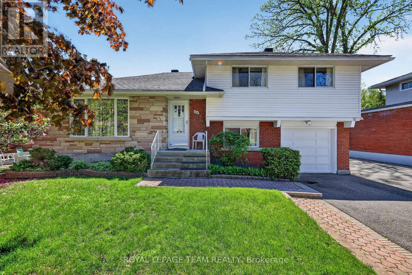 658 TILLBURY AVENUE W, Ottawa, Ontario