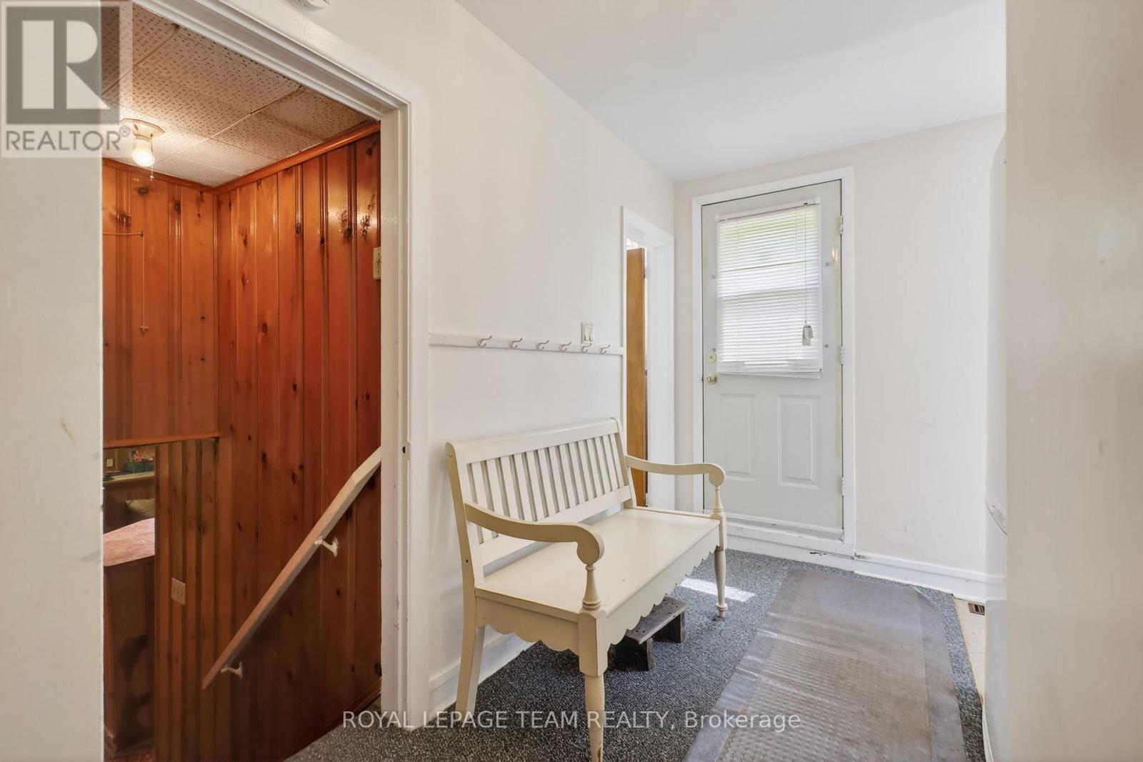 658 Tillbury Avenue W, Ottawa, Ontario  K2A 1A1 - Photo 18 - X13160668
