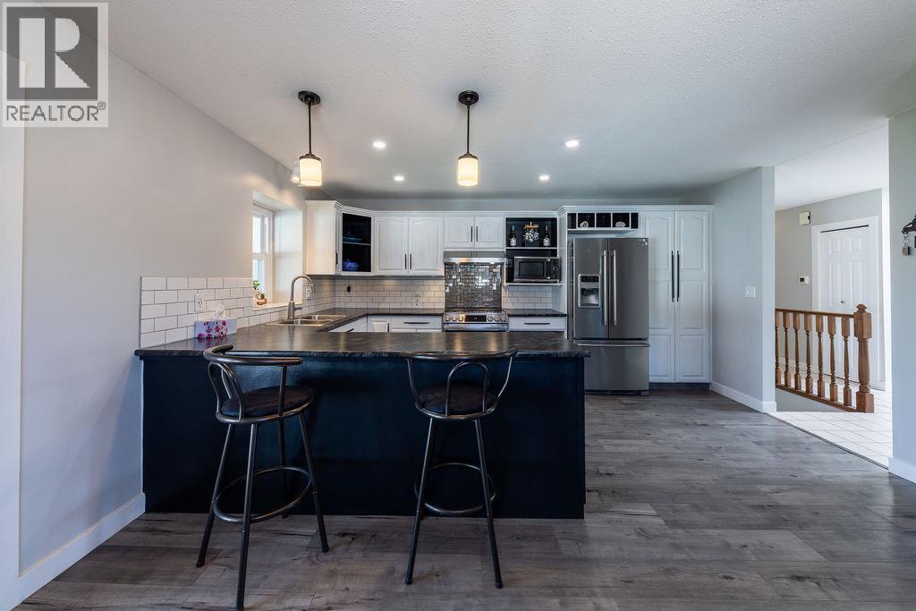 985 Schreiner Street, Kamloops, British Columbia  V2B 5W1 - Photo 26 - 10388471