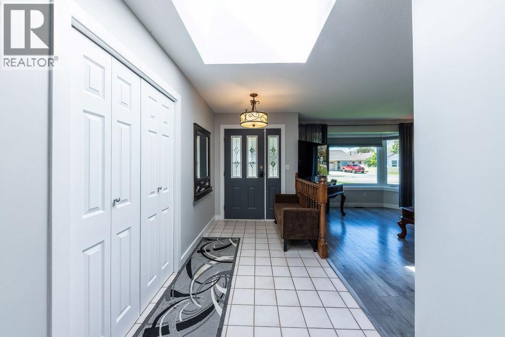 985 Schreiner Street, Kamloops, British Columbia  V2B 5W1 - Photo 20 - 10388471