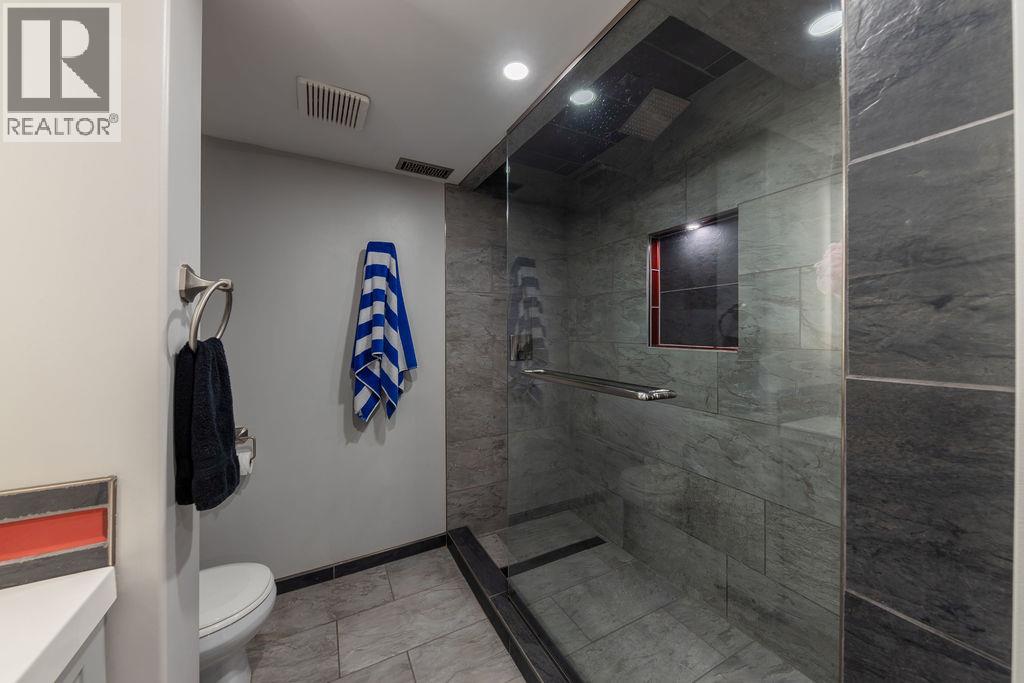 985 Schreiner Street, Kamloops, British Columbia  V2B 5W1 - Photo 31 - 10388471