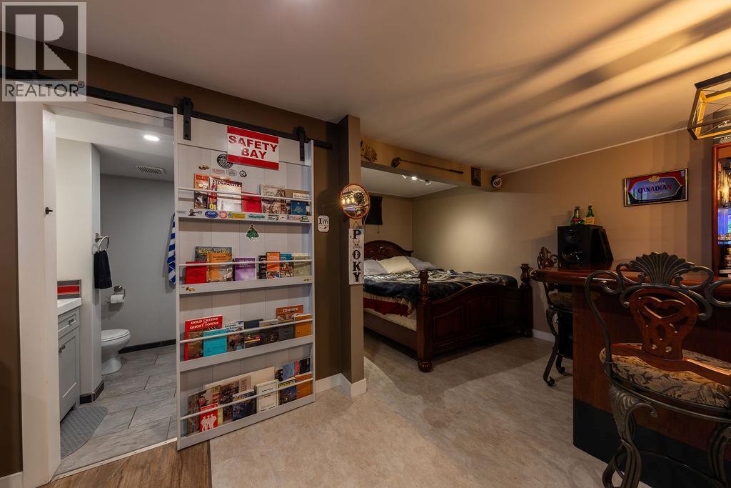 985 Schreiner Street, Kamloops, British Columbia  V2B 5W1 - Photo 54 - 10388471