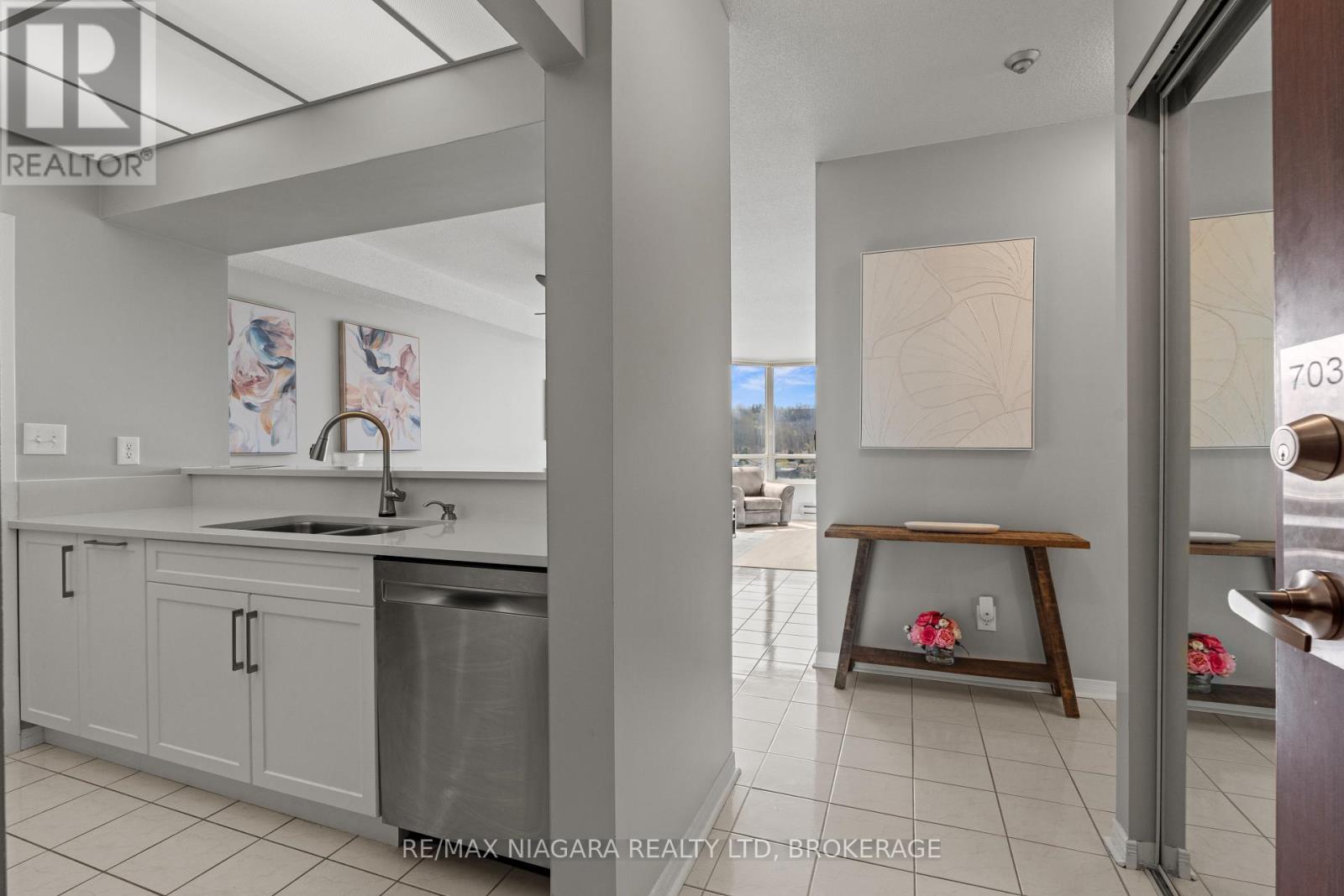 703 - 495 8 Highway, Hamilton (Stoney Creek), Ontario  L8G 5E1 - Photo 6 - X13160468