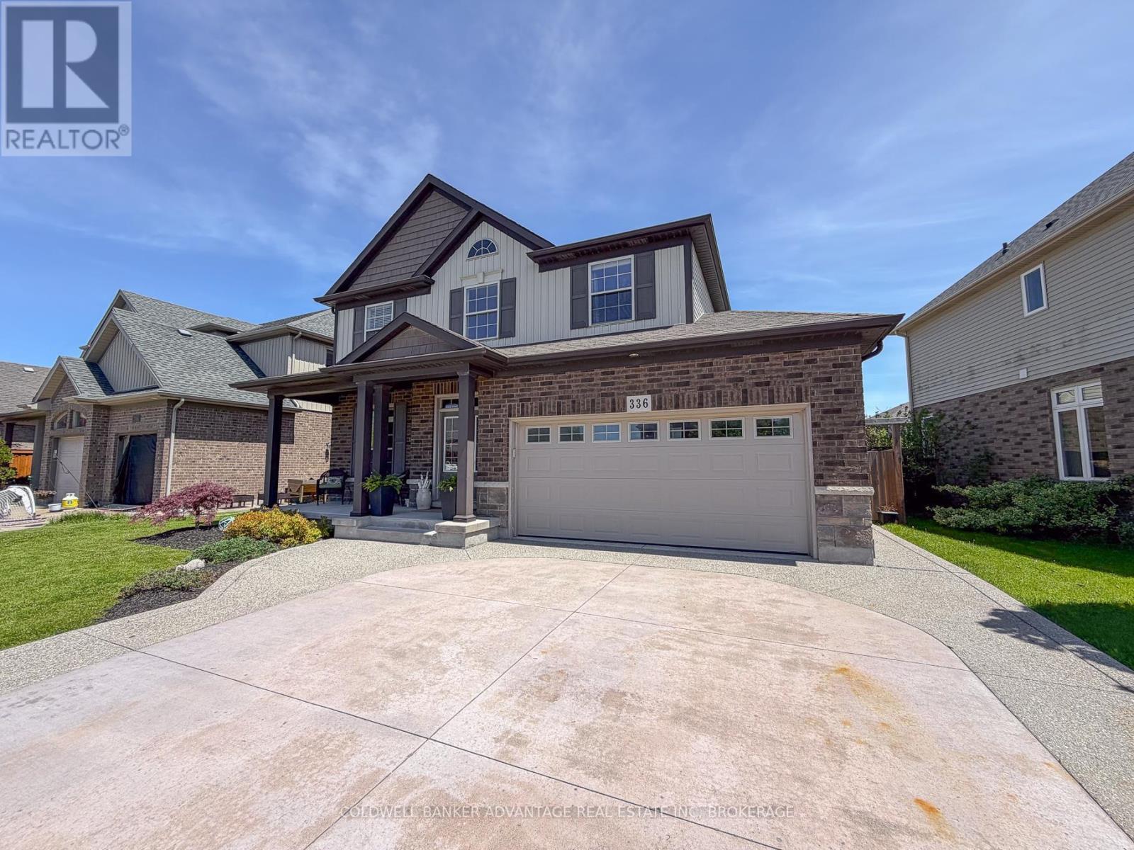 336 Creekside Drive, Welland, Ontario  L3C 0B6 - Photo 3 - X13160644
