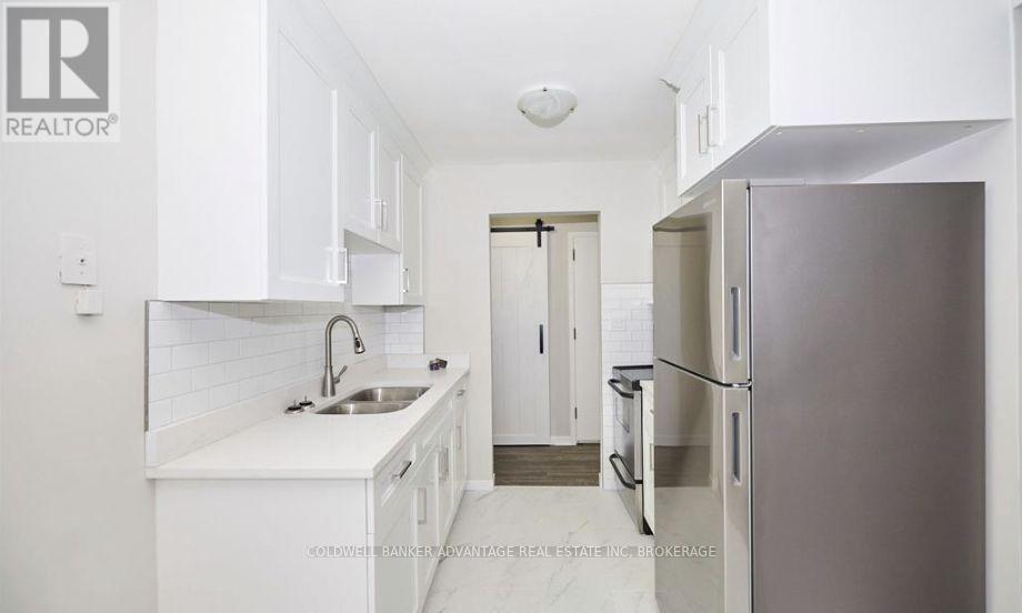 1 - 136 Wilton Avenue, Welland (Broadway), Ontario  L3C 2A4 - Photo 2 - X13160662