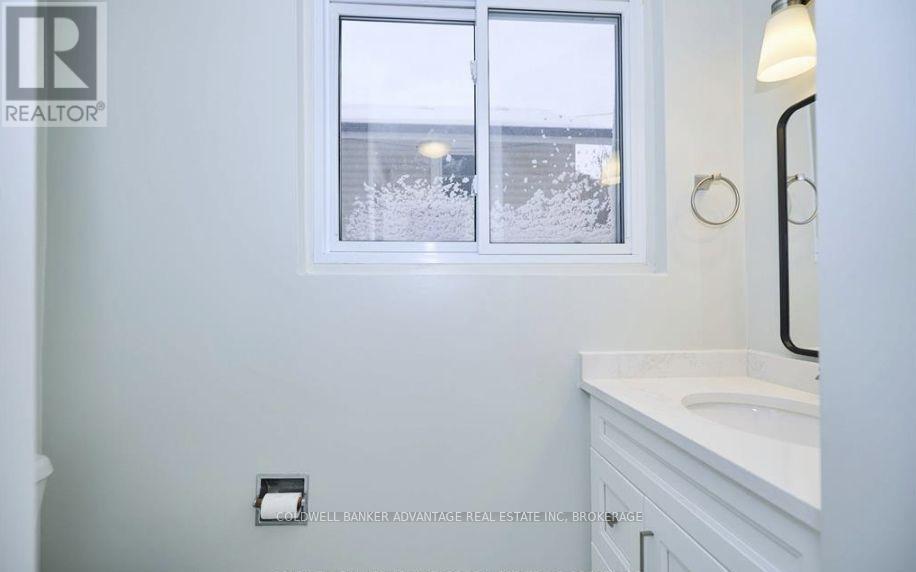 1 - 136 Wilton Avenue, Welland (Broadway), Ontario  L3C 2A4 - Photo 8 - X13160662