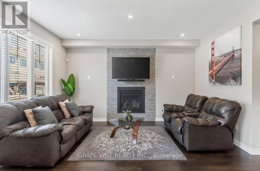 908 Pedigree Street, Ottawa, Ontario  K2S 0Y5 - Photo 9 - X12986036