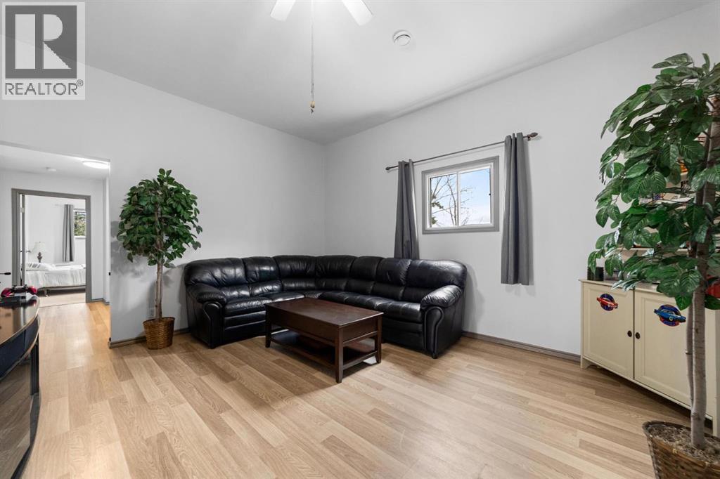 47404 Range Road 184, Rural Camrose County, Alberta  T0B 3P0 - Photo 13 - A2313003