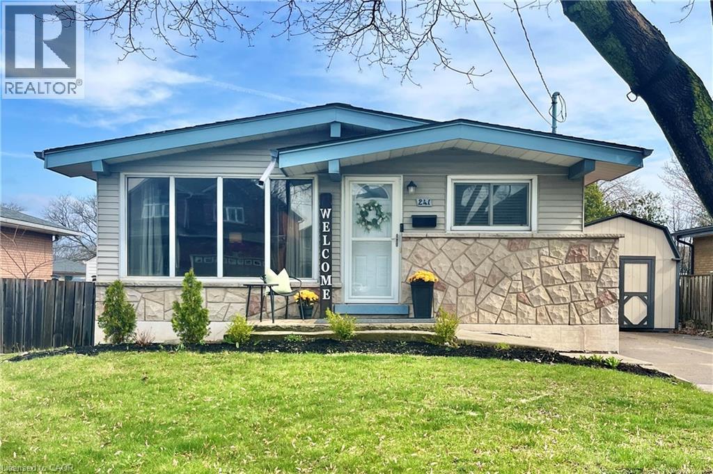 241 THORNER Drive, Hamilton, Ontario