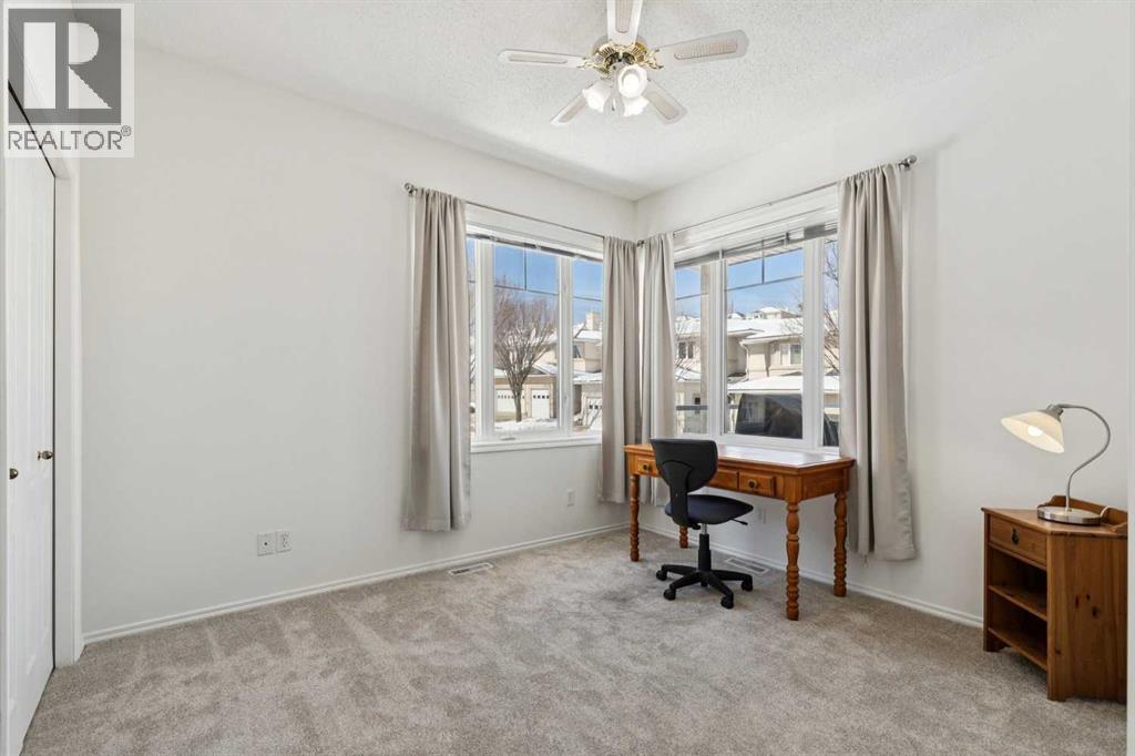 40 Edgeridge Terrace NW, Calgary, Alberta  T3A 6C2 - Photo 11 - A2299169
