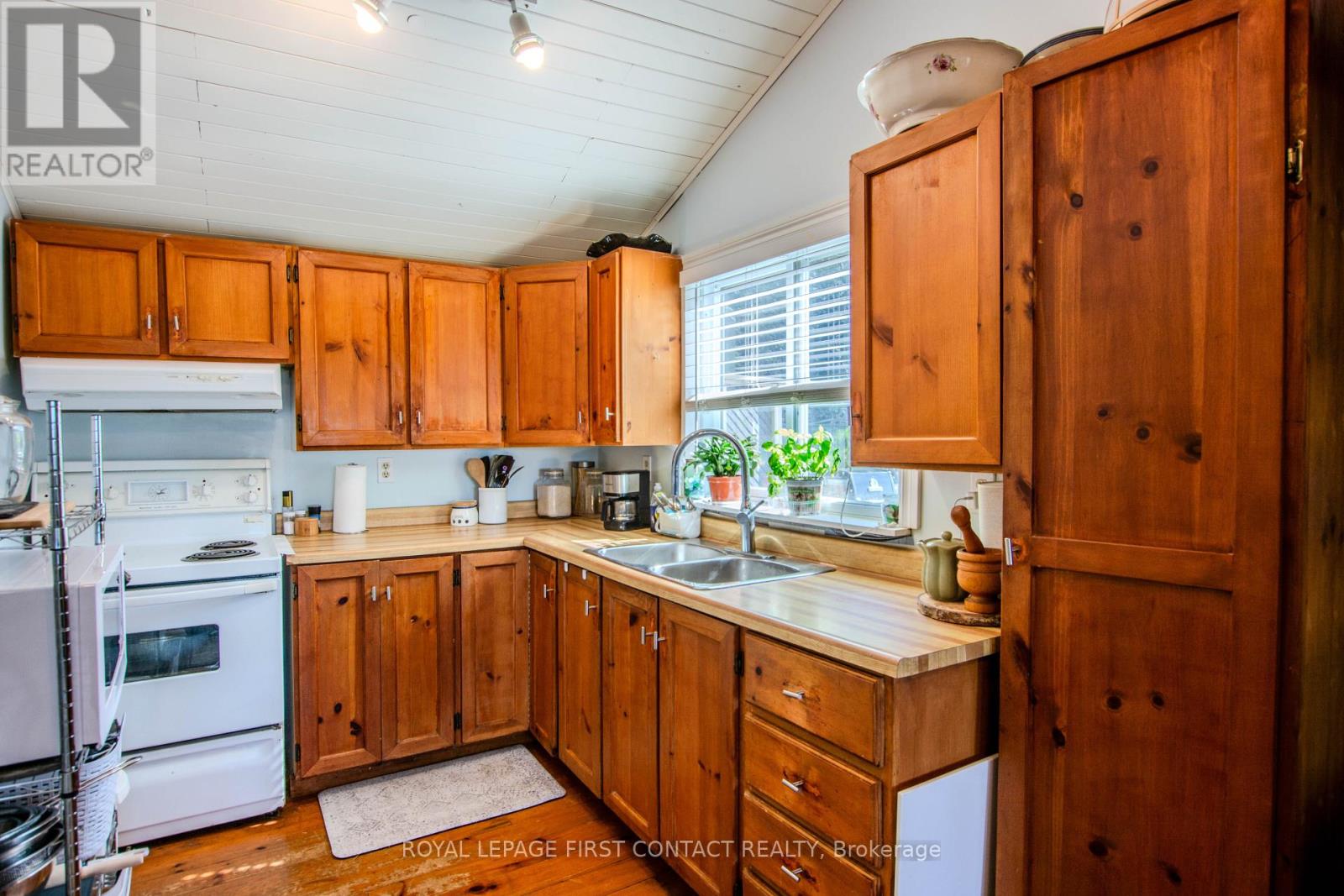 537 O'leary Lane, Tay, Ontario  L0K 2A0 - Photo 12 - S13145364