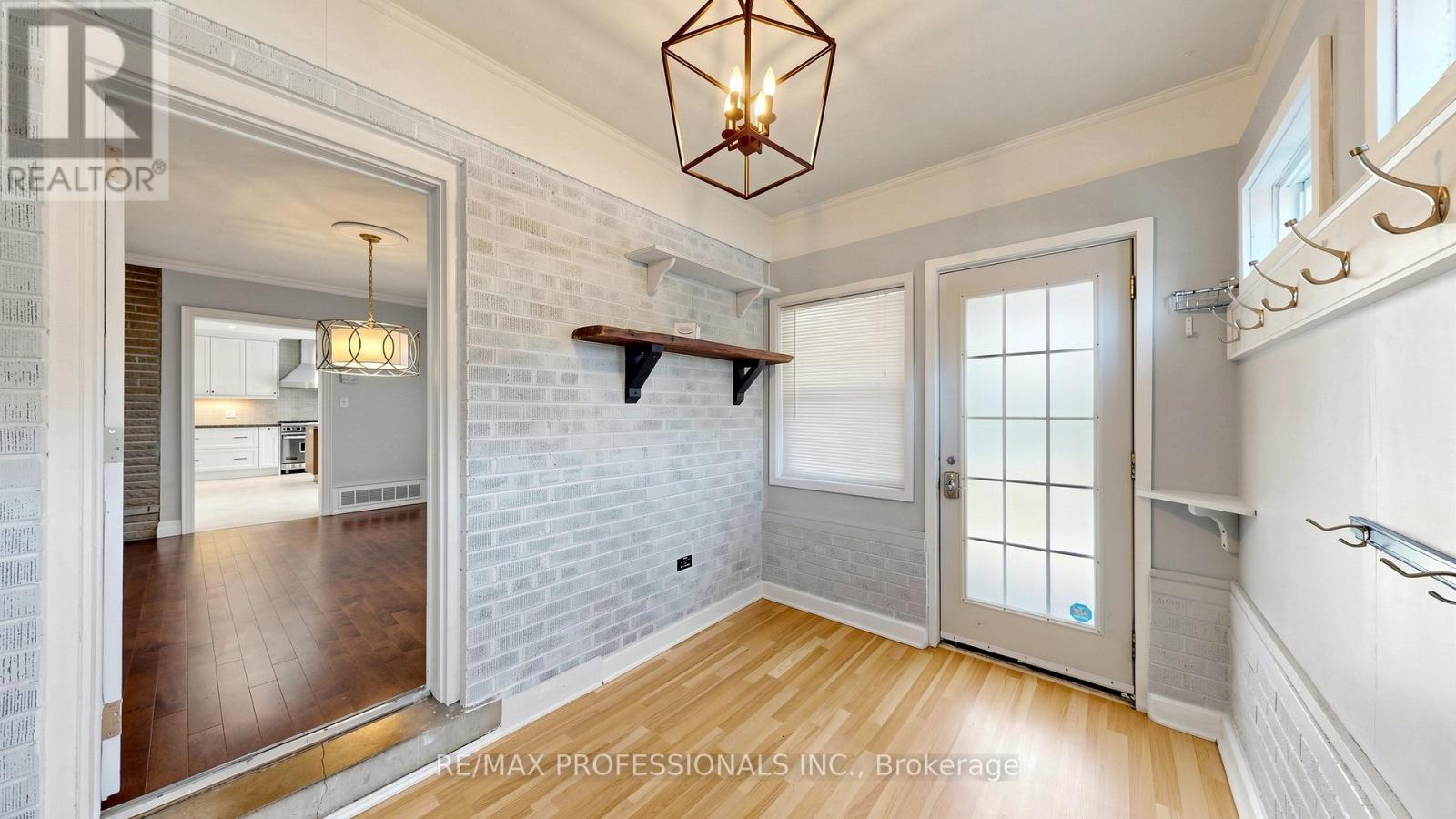 26 Abilene Drive, Toronto, Ontario  M9A 2M8 - Photo 16 - W13152458