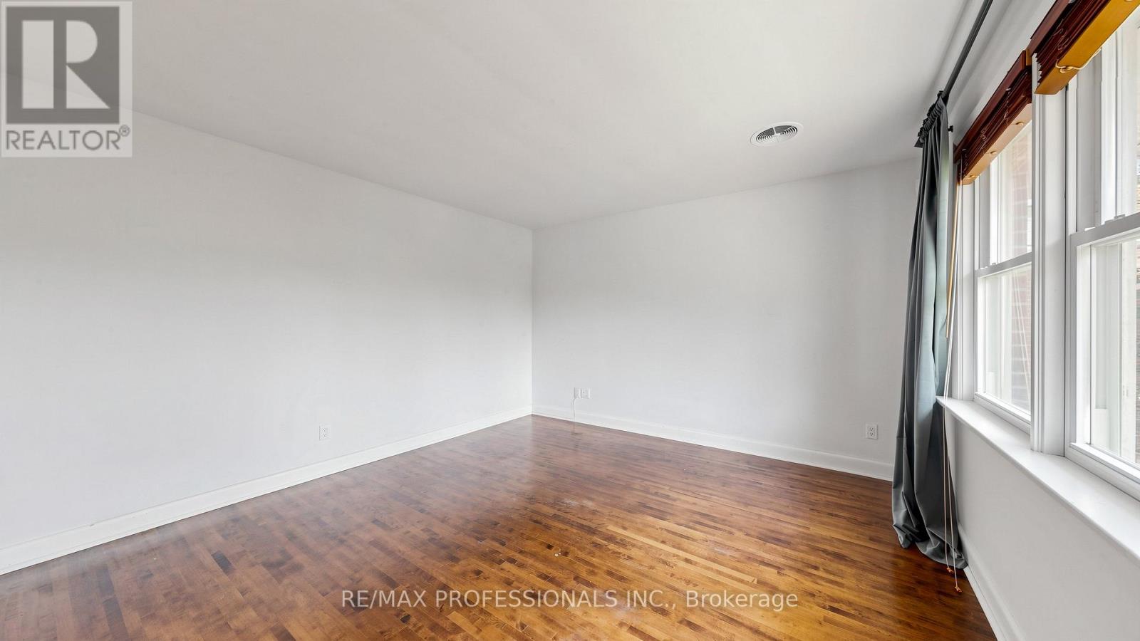 26 Abilene Drive, Toronto, Ontario  M9A 2M8 - Photo 23 - W13152458