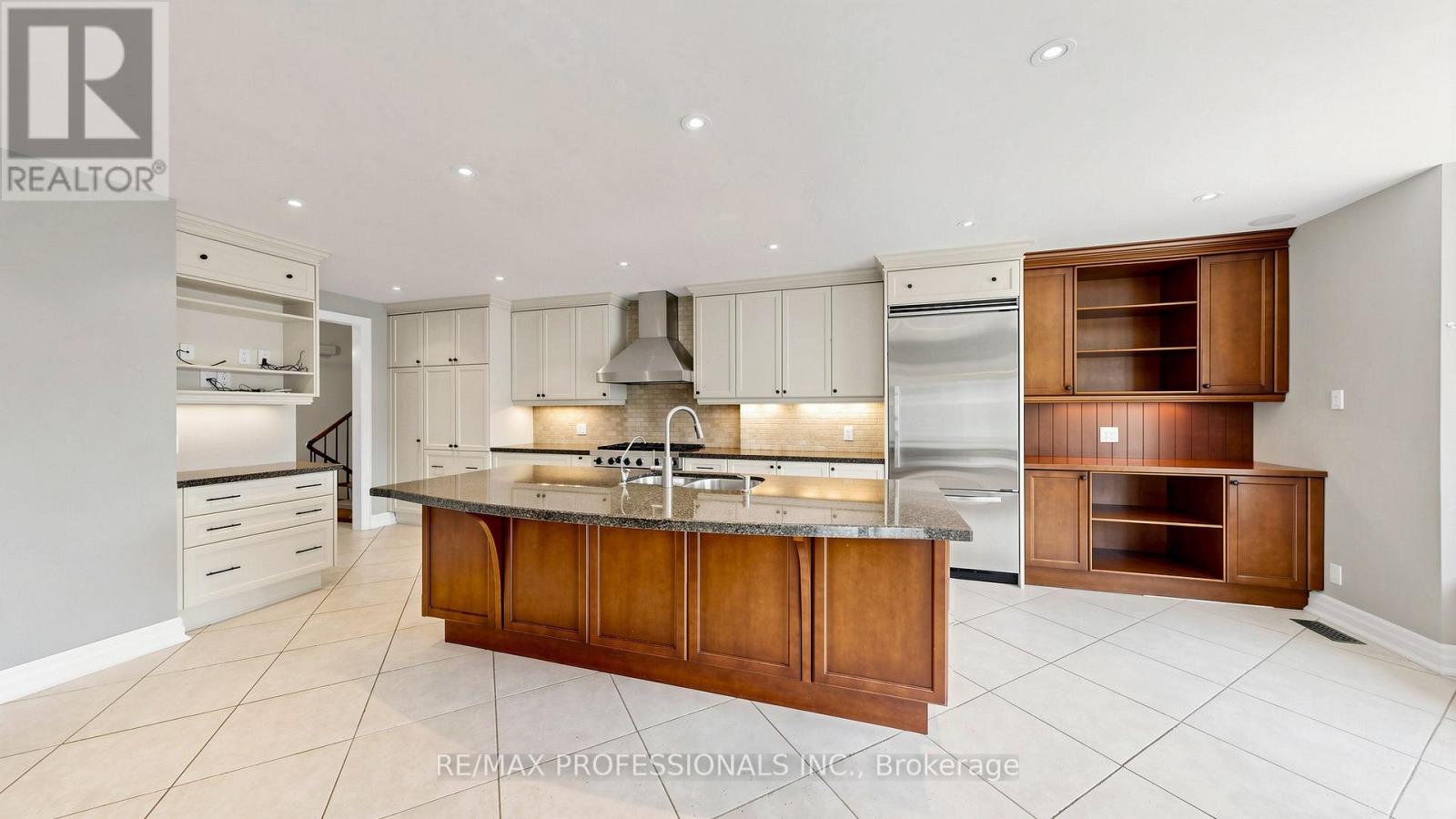 26 Abilene Drive, Toronto, Ontario  M9A 2M8 - Photo 20 - W13152458