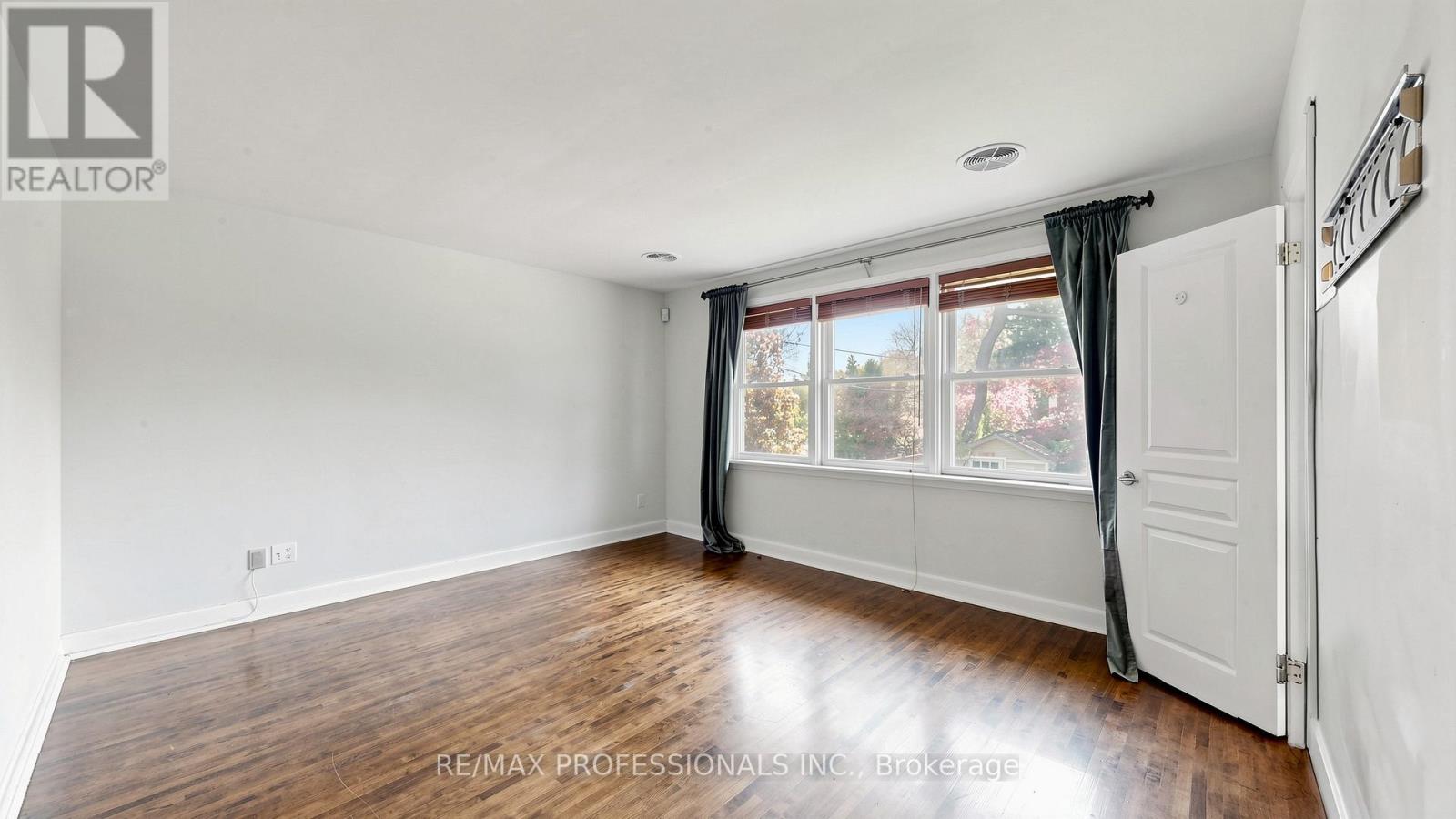 26 Abilene Drive, Toronto, Ontario  M9A 2M8 - Photo 22 - W13152458
