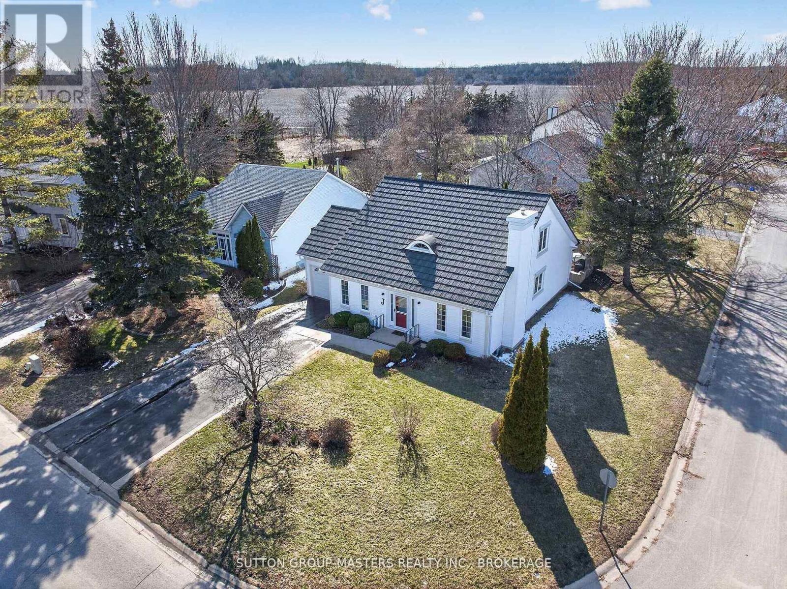 16 Country Club Drive, Loyalist (Bath), Ontario  K0H 1G0 - Photo 2 - X13160512