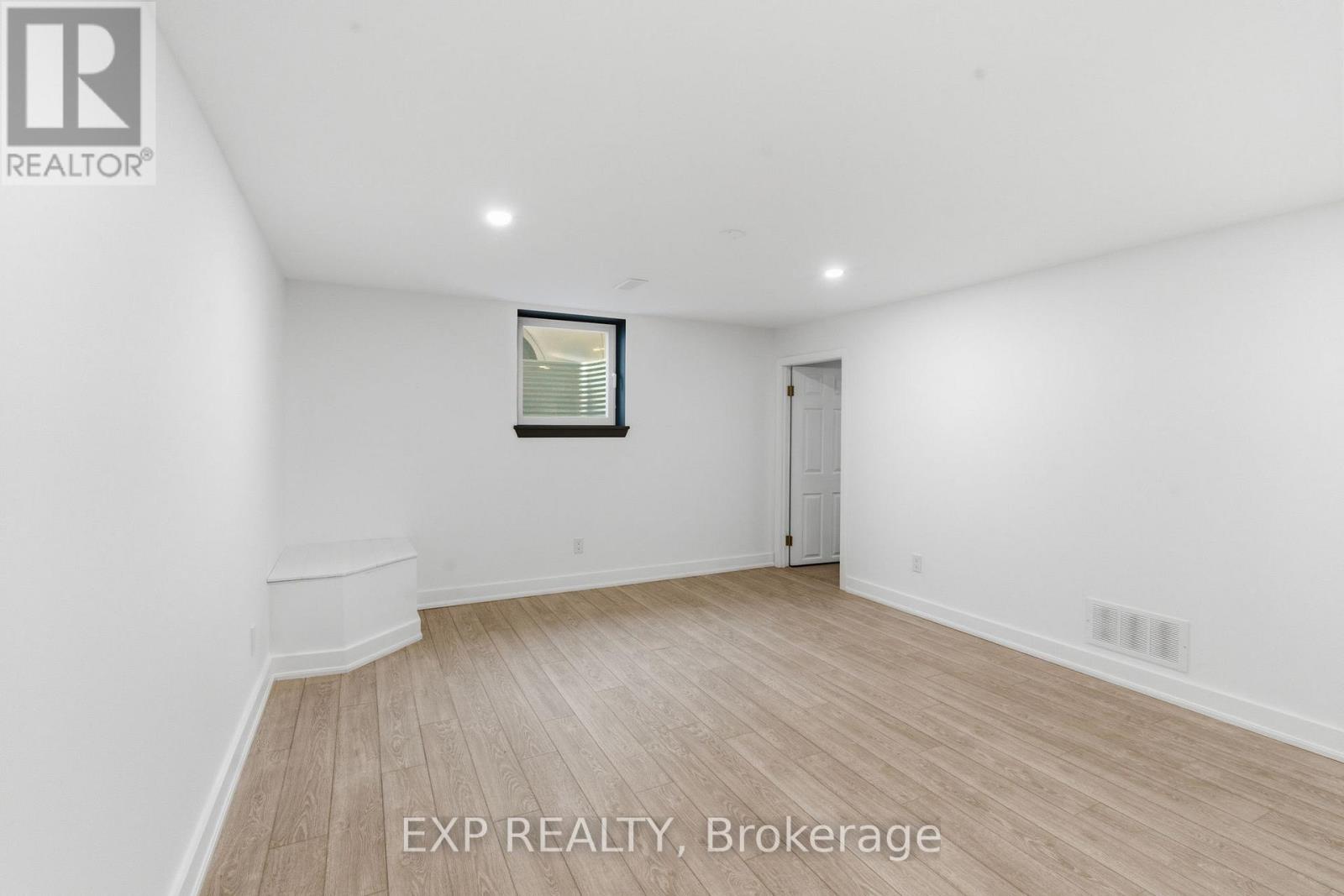 111 Riverside Drive N, Oshawa, Ontario  L1G 6J6 - Photo 19 - E13141834