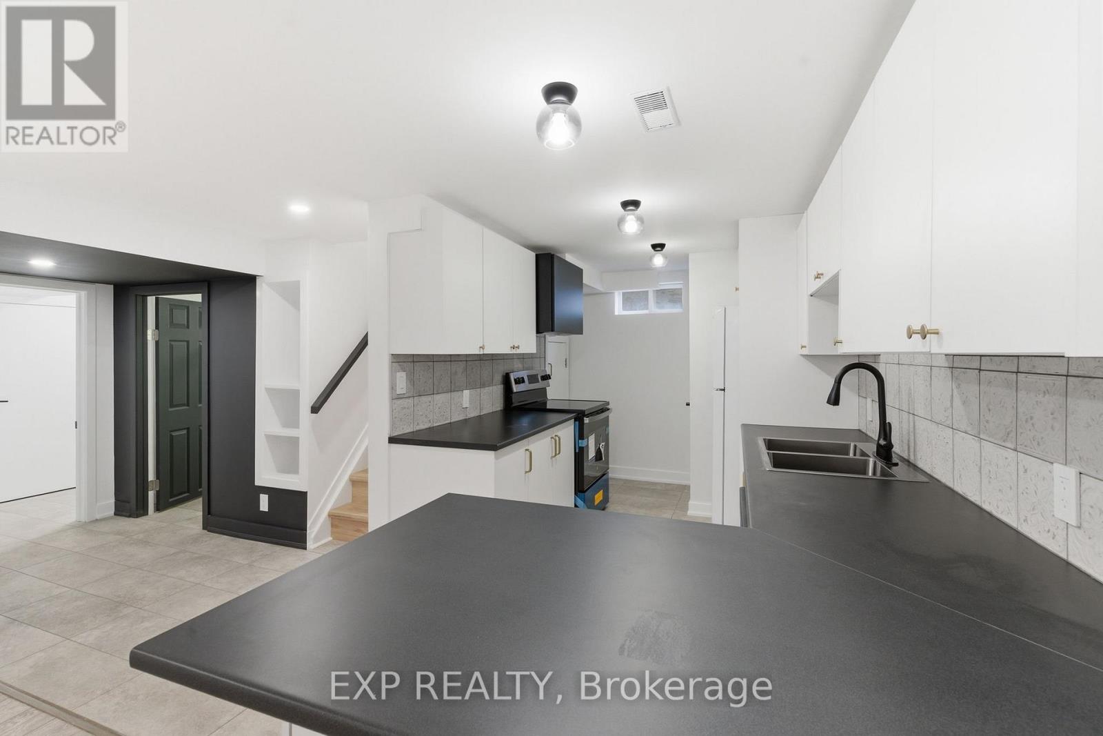 111 Riverside Drive N, Oshawa, Ontario  L1G 6J6 - Photo 10 - E13141834