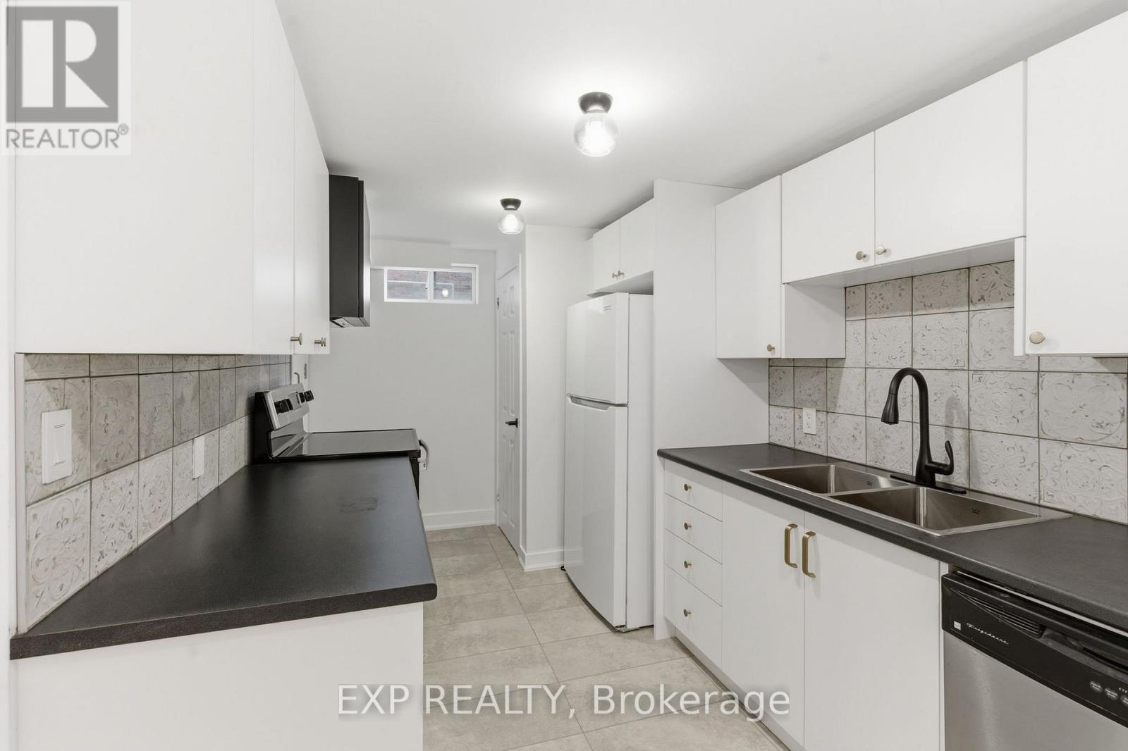 111 Riverside Drive N, Oshawa, Ontario  L1G 6J6 - Photo 8 - E13141834