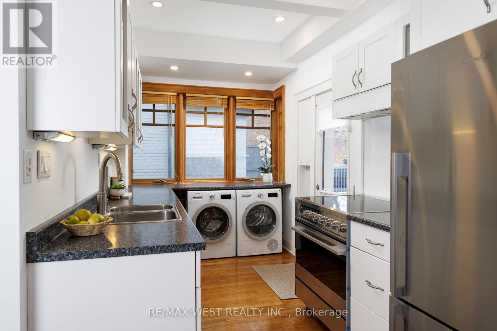 311 St Clair Avenue E, Toronto, Ontario  M4T 1P3 - Photo 12 - C13160316