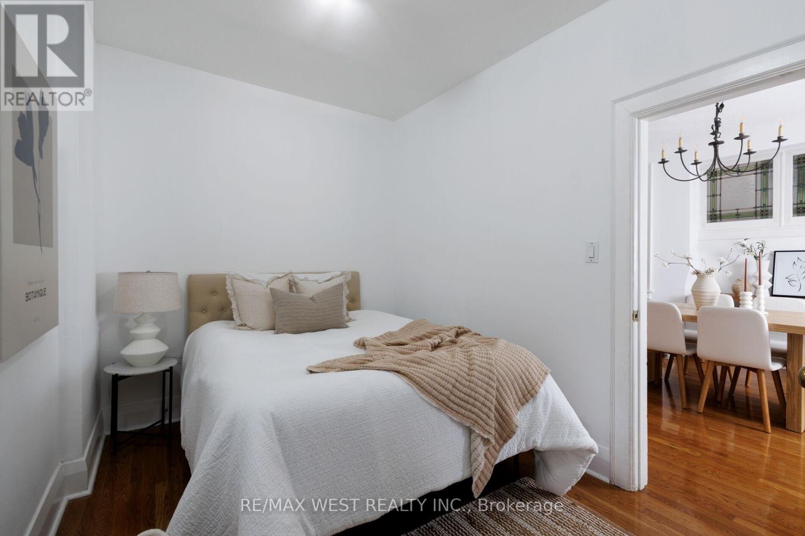 311 St Clair Avenue E, Toronto, Ontario  M4T 1P3 - Photo 14 - C13160316