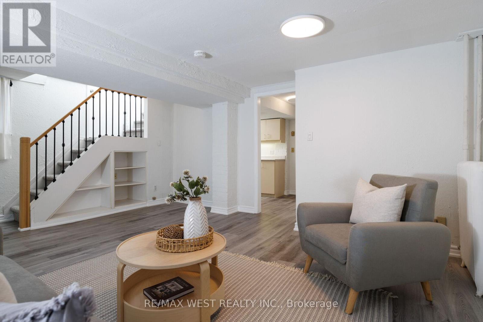 311 St Clair Avenue E, Toronto, Ontario  M4T 1P3 - Photo 33 - C13160316