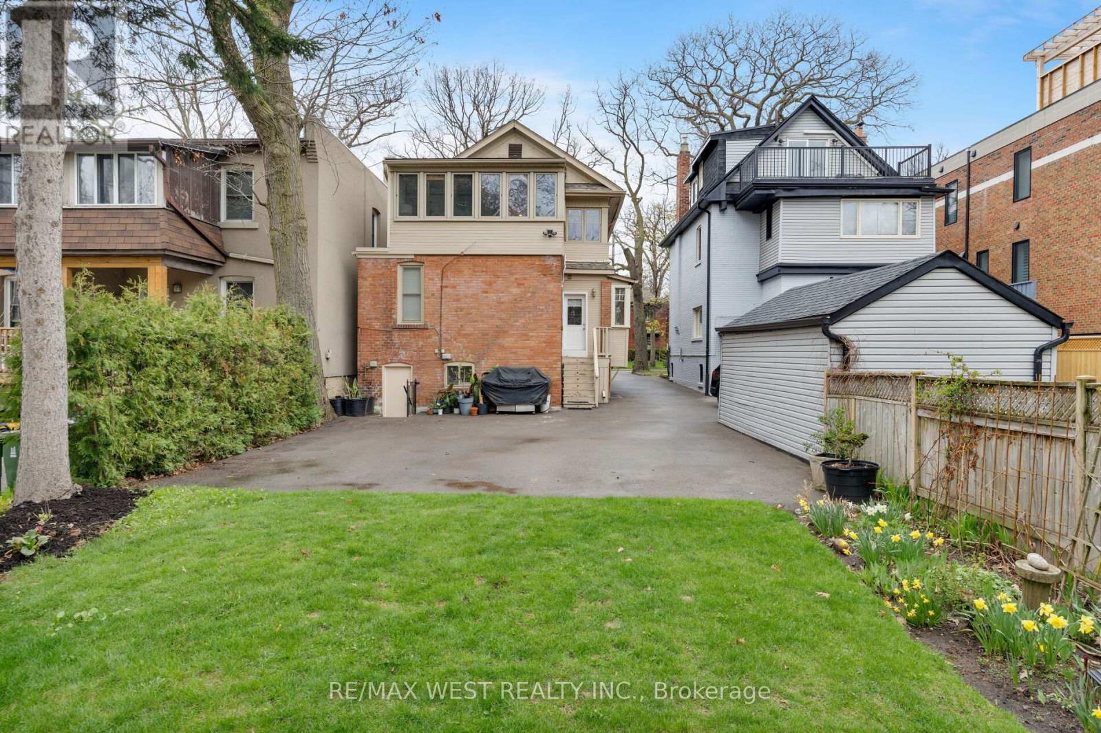311 St Clair Avenue E, Toronto, Ontario  M4T 1P3 - Photo 36 - C13160316