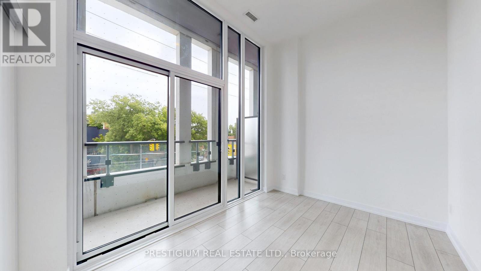 208 - 500 Dupont Street, Toronto, Ontario  M6G 0B8 - Photo 10 - C13160562