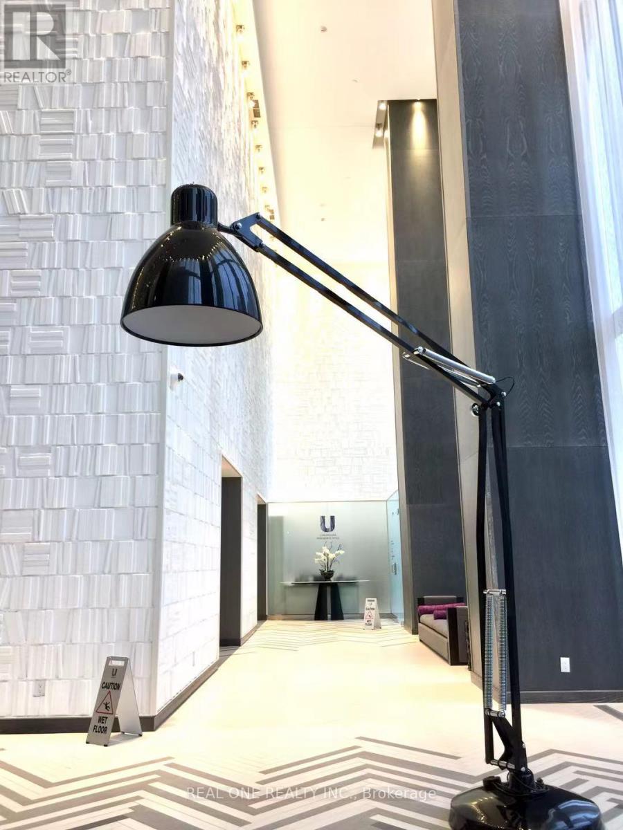 1005 - 1080 Bay Street, Toronto, Ontario  M5S 0A5 - Photo 3 - C13160572