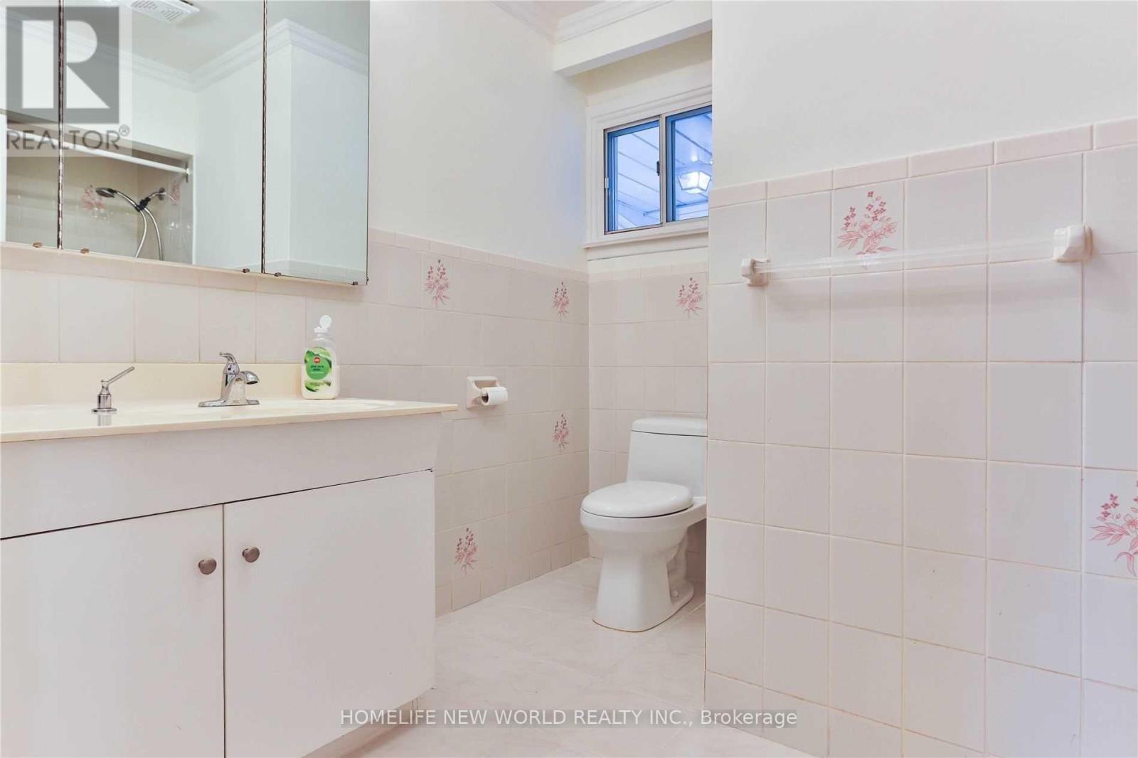 6 Bathford Crescent, Toronto, Ontario  M2J 2S4 - Photo 10 - C13160618