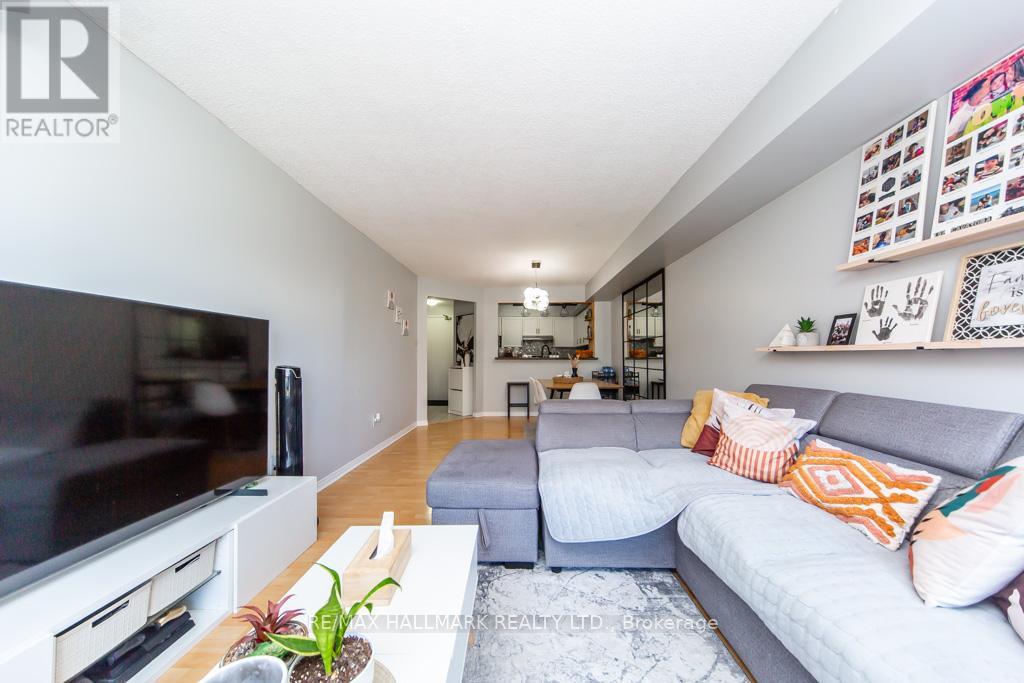 207 - 410 MCLEVIN AVENUE, Toronto, Ontario