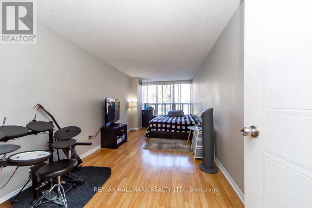 207 - 410 Mclevin Avenue, Toronto, Ontario  M1B 5J5 - Photo 25 - E13160410