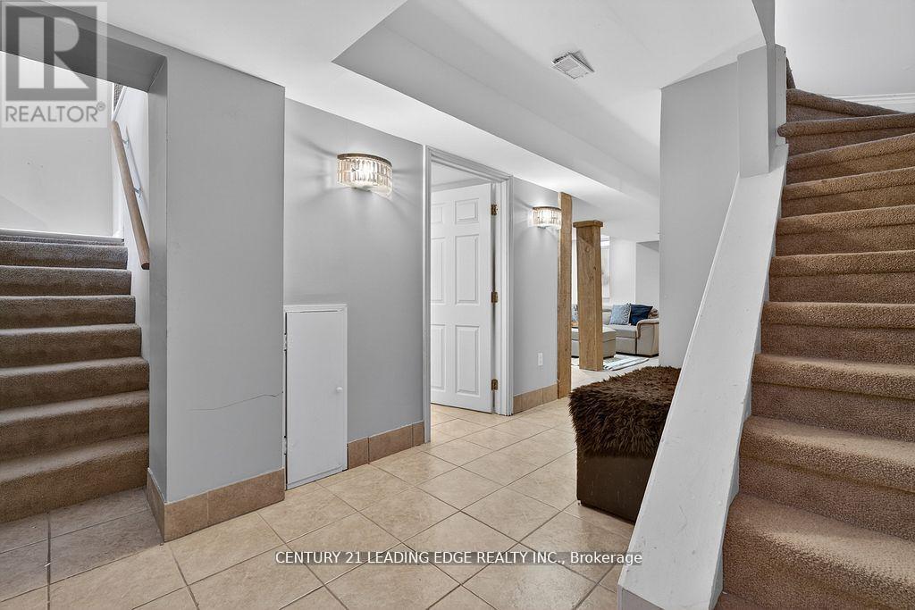 56 Ivory Court, Clarington, Ontario  L1C 5C1 - Photo 35 - E13160434