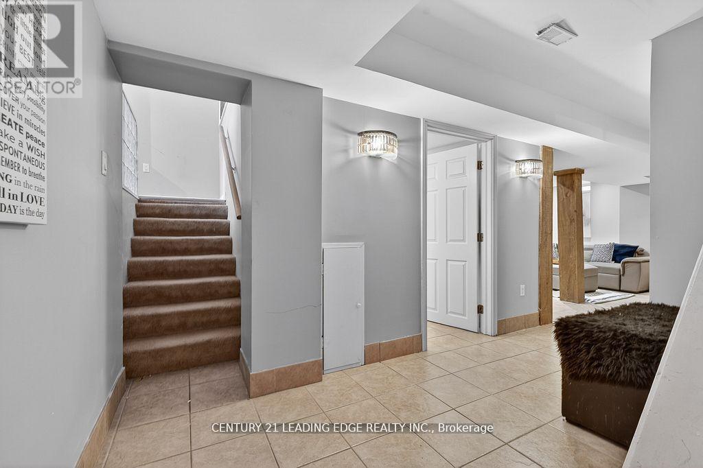 56 Ivory Court, Clarington, Ontario  L1C 5C1 - Photo 36 - E13160434