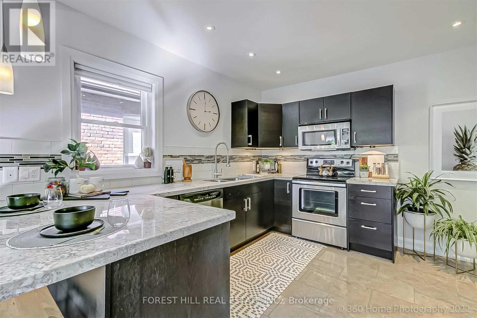 373 Woodbine Avenue, Toronto, Ontario M4L 3P7 - Photo 12 - E13160578