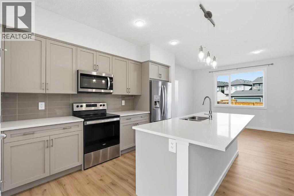 176 Walcrest Boulevard SE, Calgary, Alberta  T2X 4L6 - Photo 2 - A2313244