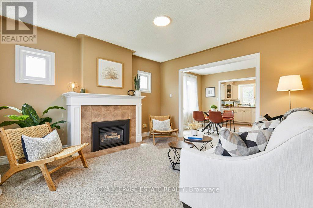 138 August Avenue, Toronto, Ontario  M1L 3N4 - Photo 6 - E13160650