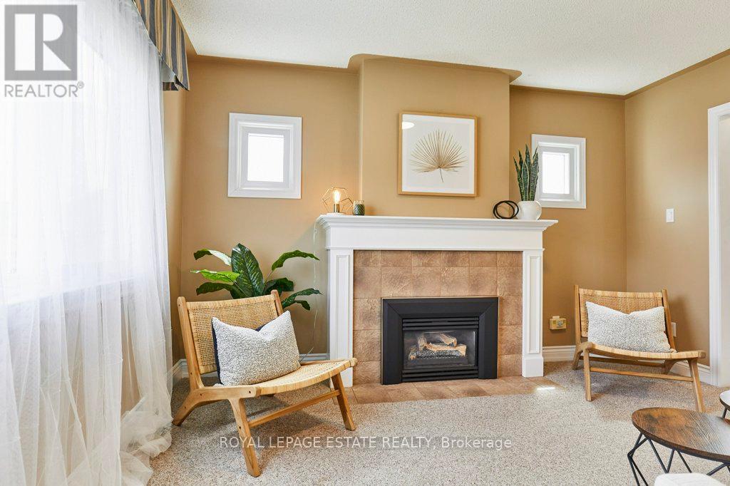 138 August Avenue, Toronto, Ontario  M1L 3N4 - Photo 7 - E13160650
