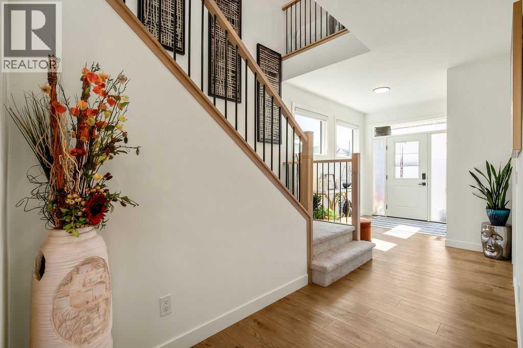 61 Dawson Gardens, Chestermere, Alberta  T1X 2R1 - Photo 3 - A2307507