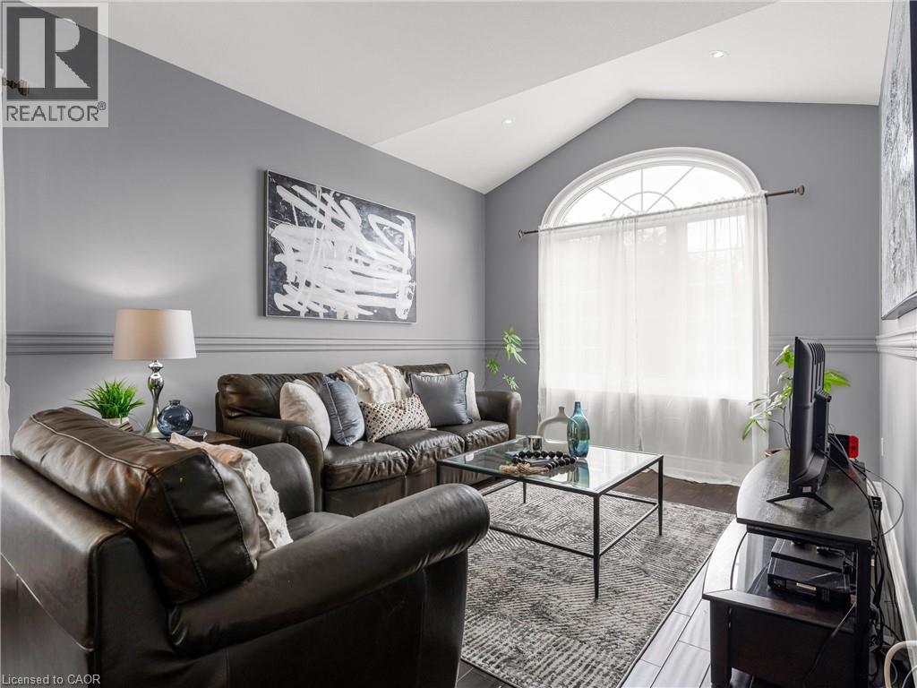 4957 Gilmore Street, Beamsville, Ontario  L3J 0G9 - Photo 13 - 40827090