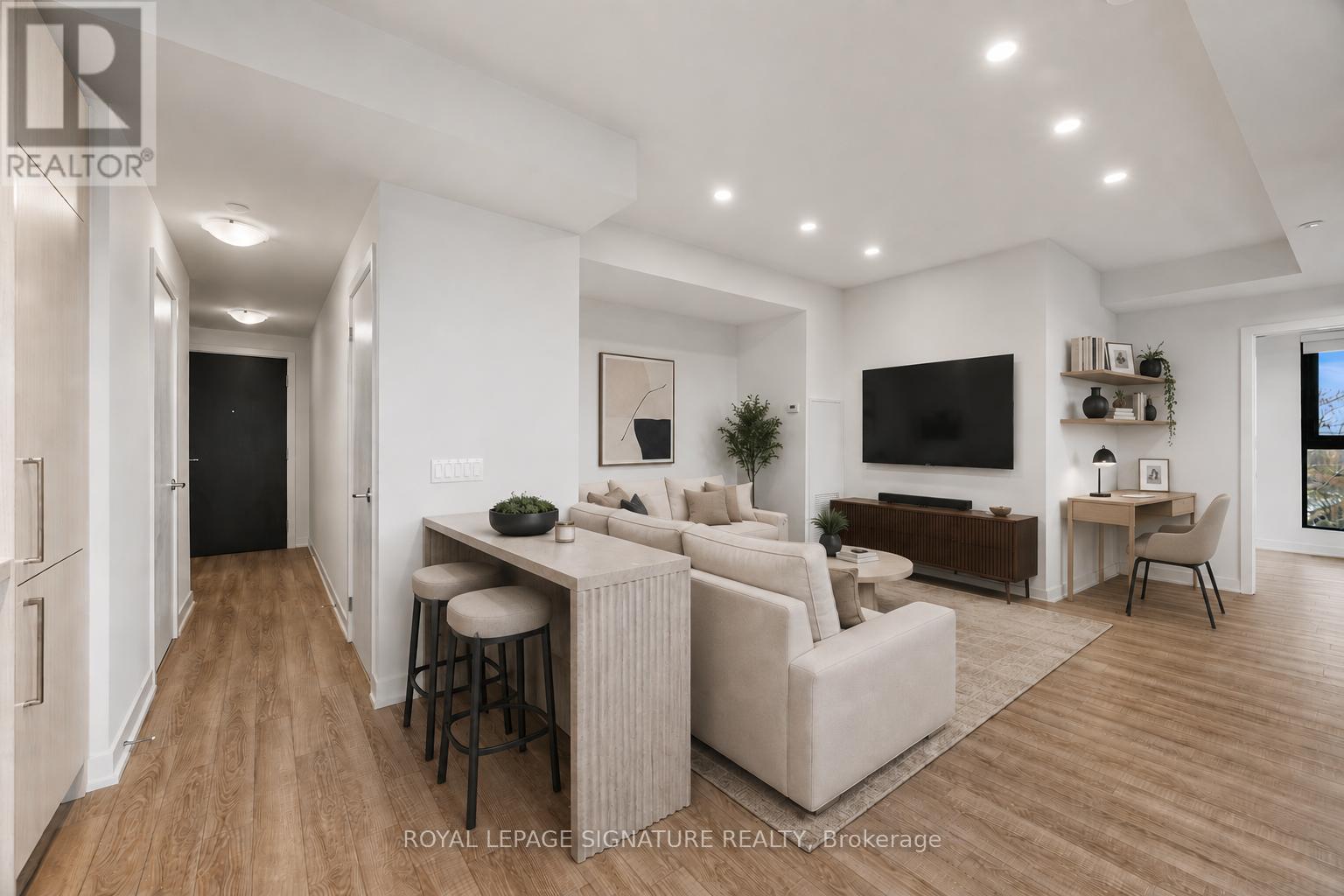 609 - 250 LAWRENCE AVENUE W, Toronto, Ontario