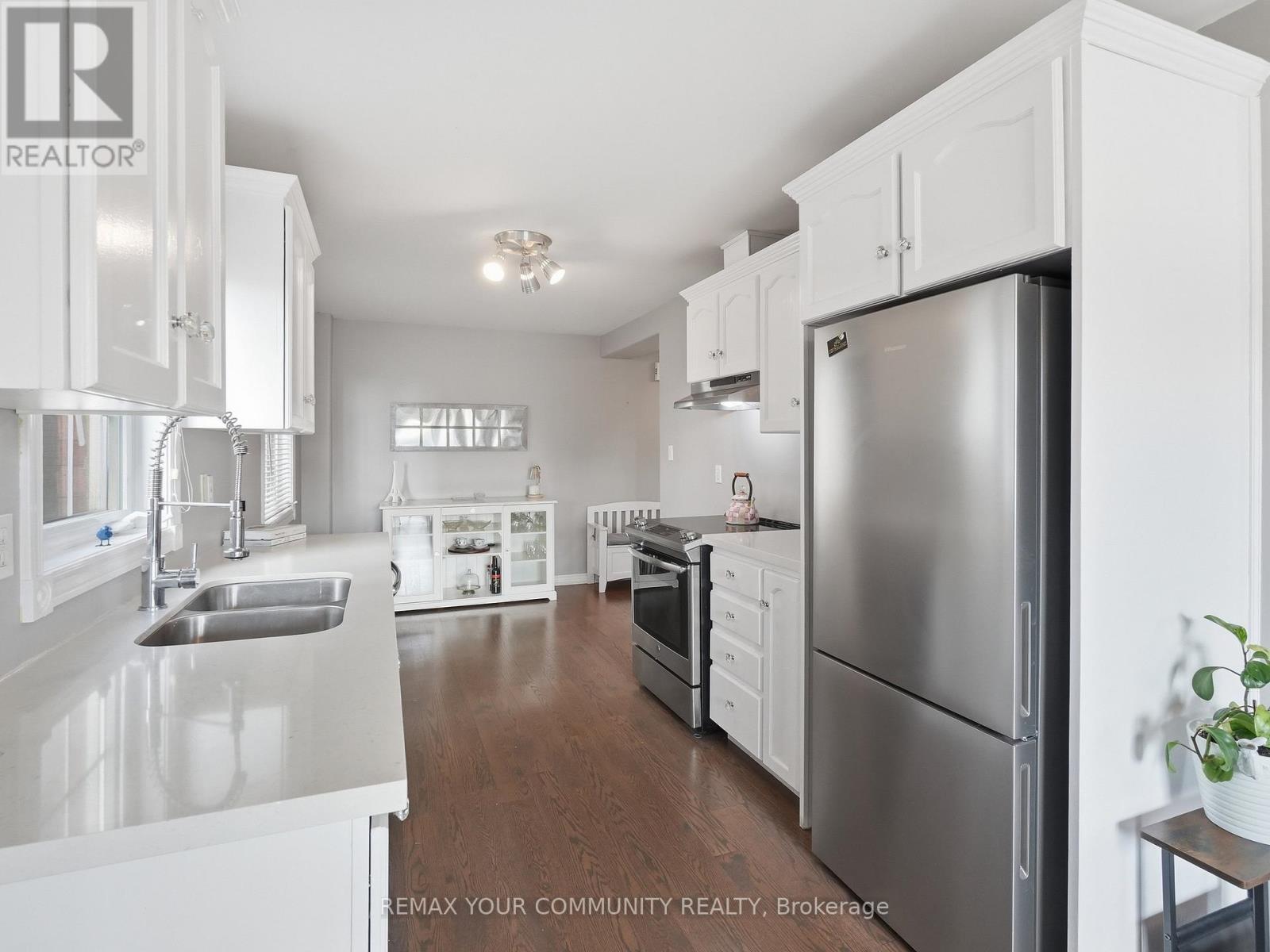 65 Adams Street, Bradford West Gwillimbury, Ontario  L3Z 3E2 - Photo 12 - N13160288