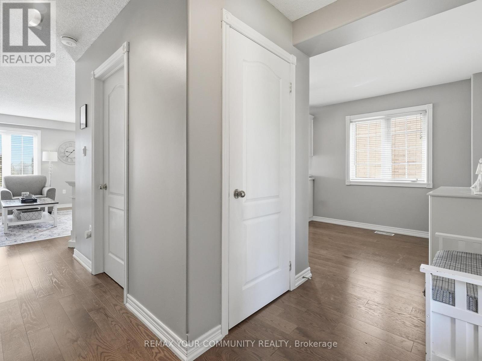 65 Adams Street, Bradford West Gwillimbury, Ontario  L3Z 3E2 - Photo 6 - N13160288