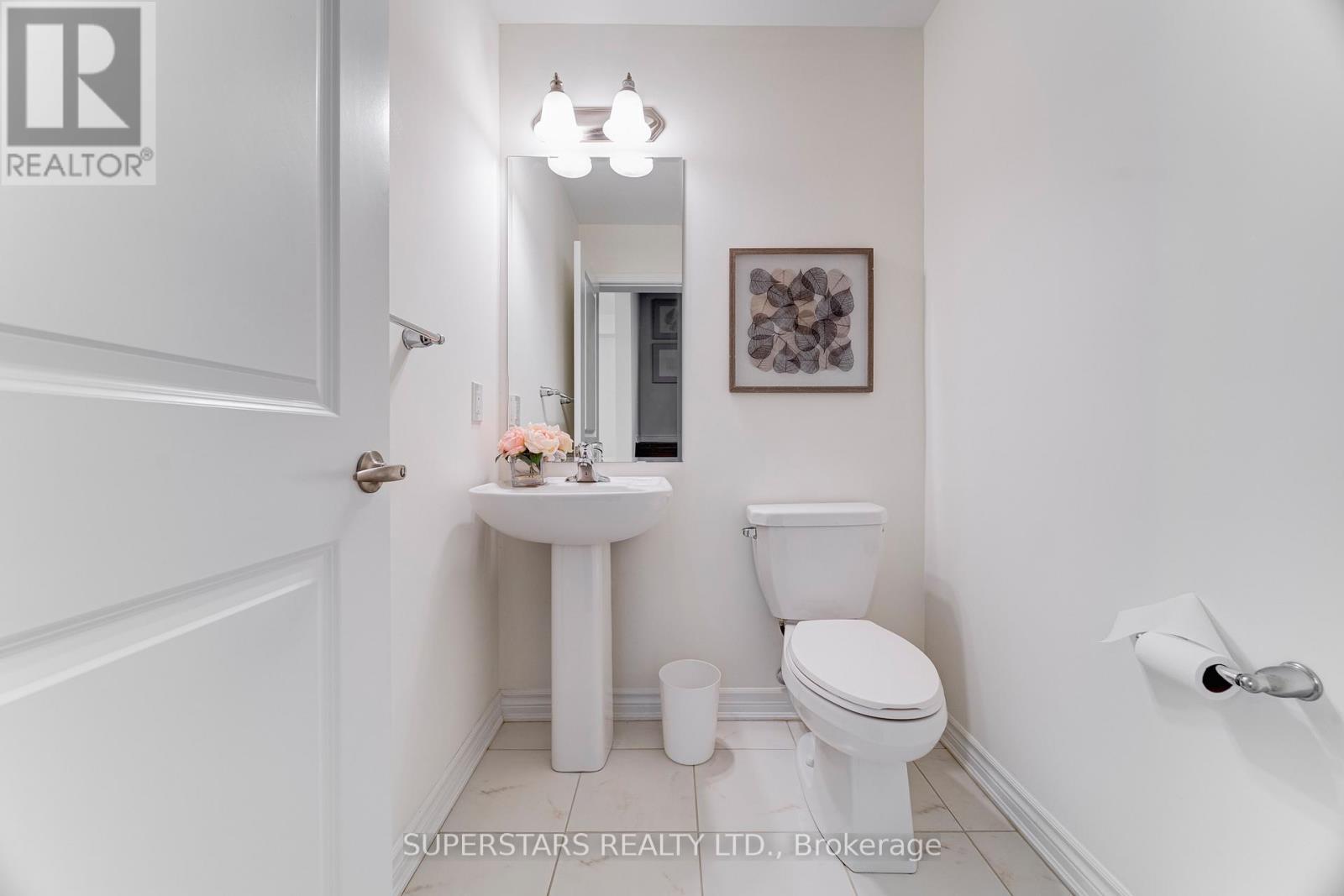 241 Rustle Woods Avenue, Markham, Ontario  L6B 1M7 - Photo 12 - N13160300