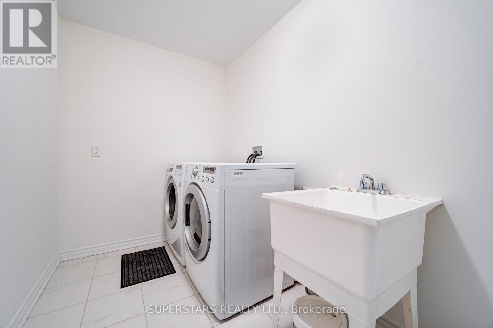 241 Rustle Woods Avenue, Markham, Ontario  L6B 1M7 - Photo 15 - N13160300
