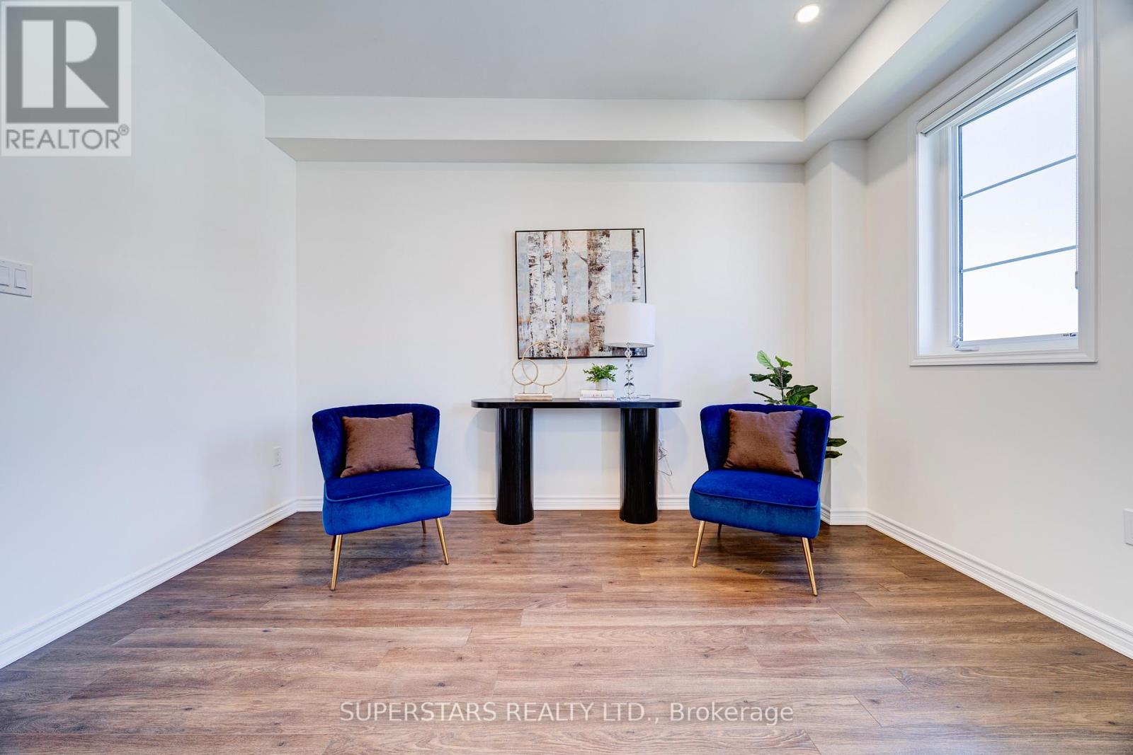 241 Rustle Woods Avenue, Markham, Ontario  L6B 1M7 - Photo 4 - N13160300