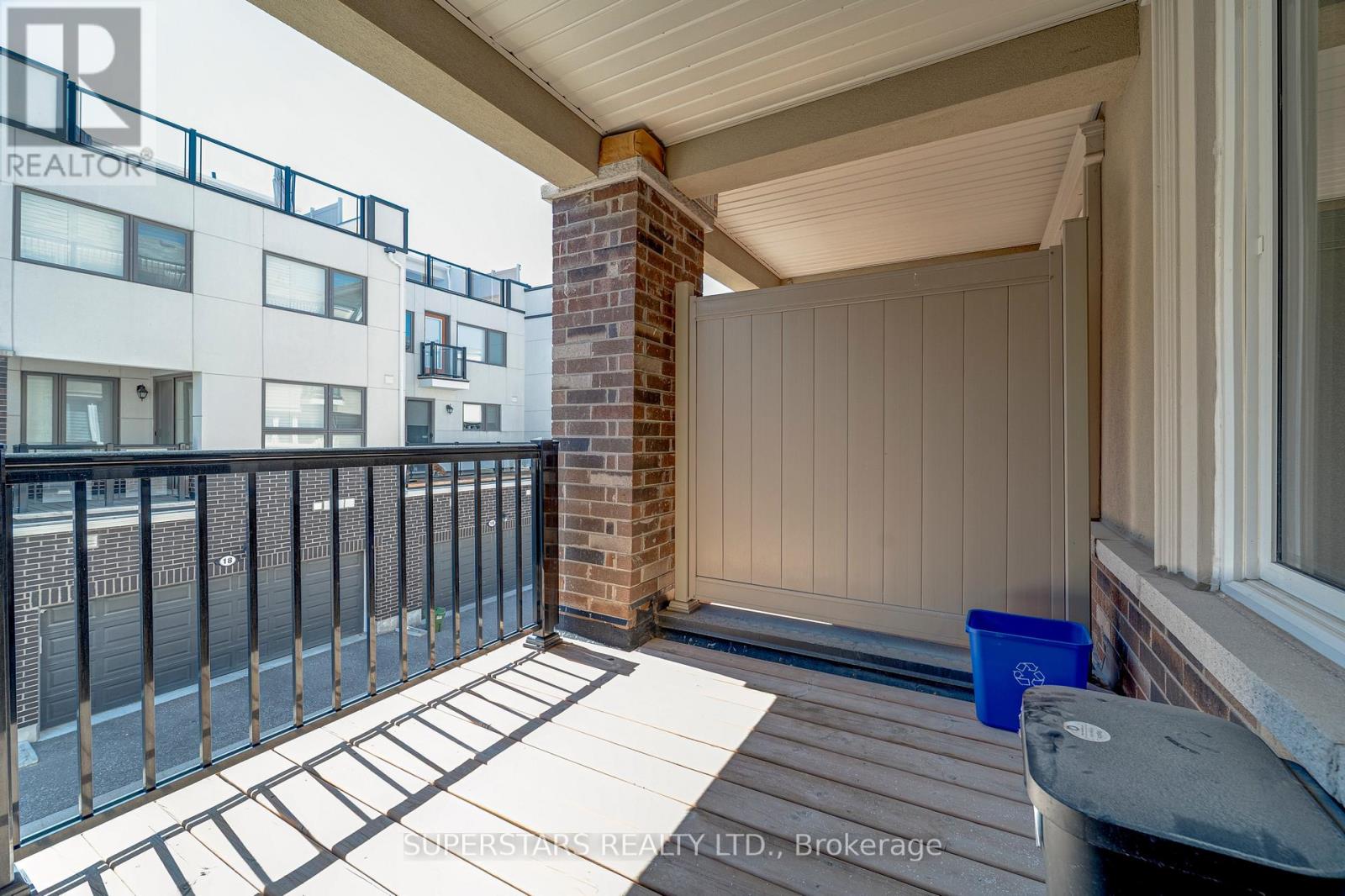 241 Rustle Woods Avenue, Markham, Ontario  L6B 1M7 - Photo 7 - N13160300