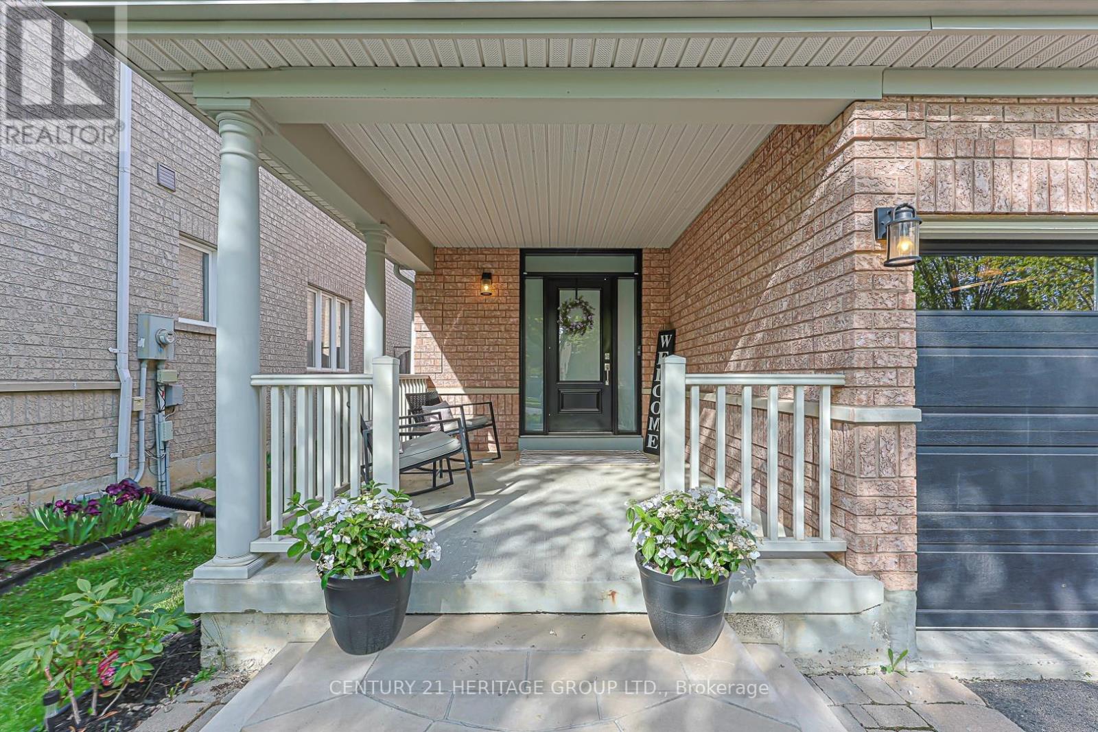 996 Oaktree Crescent, Newmarket, Ontario  L3X 2Z2 - Photo 3 - N13160404