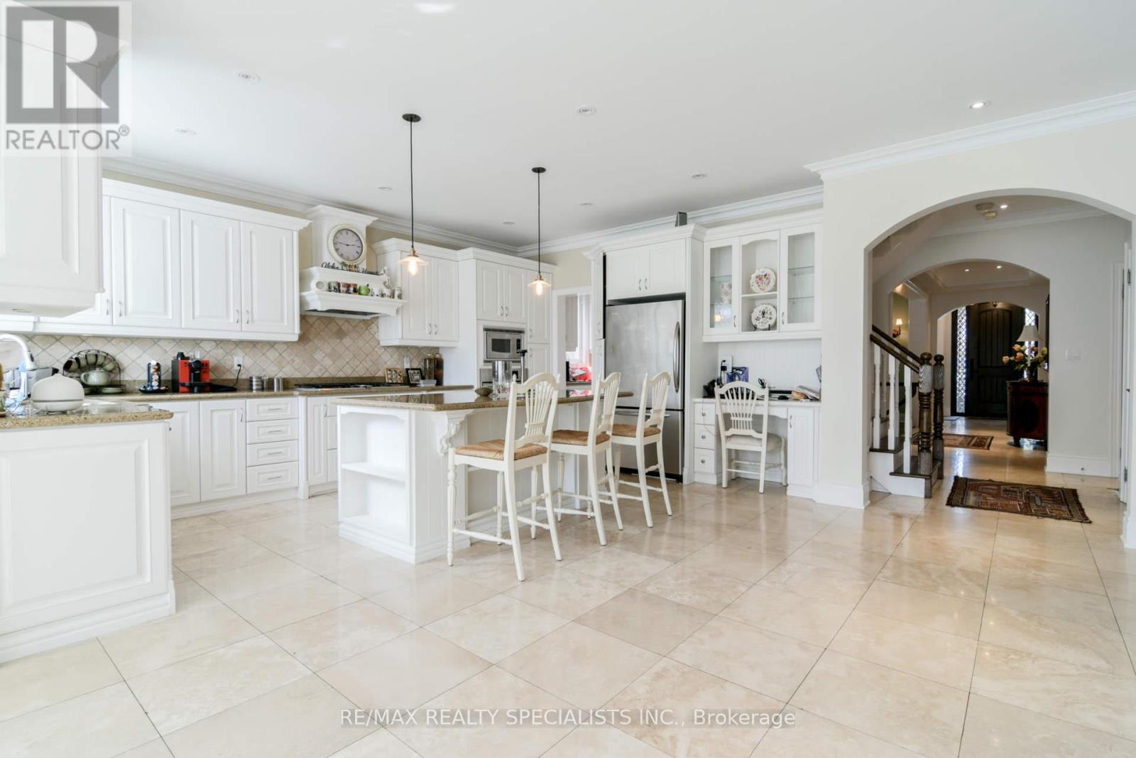 Upper - 7 Scott Drive, Richmond Hill, Ontario  L4C 6V5 - Photo 16 - N13160406